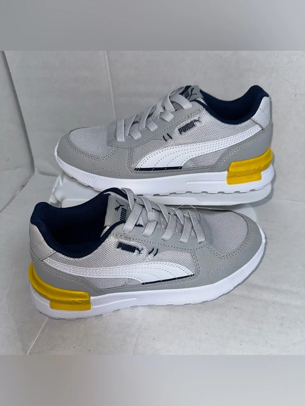 Puma toddler kids running shoes US Sz 2 soft foam optimal comfort 381988-25 NWT
